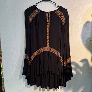 Ecote Black Tunic